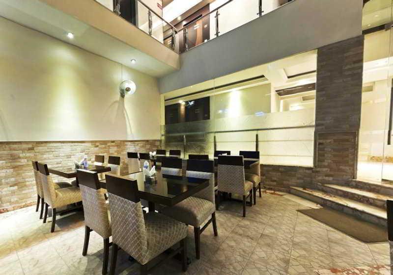 Fabhotel Marble Arch Karol Bagh Delhi  Exterior foto