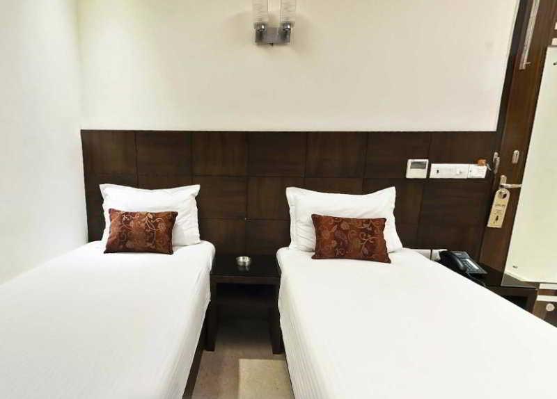 Fabhotel Marble Arch Karol Bagh Delhi  Exterior foto