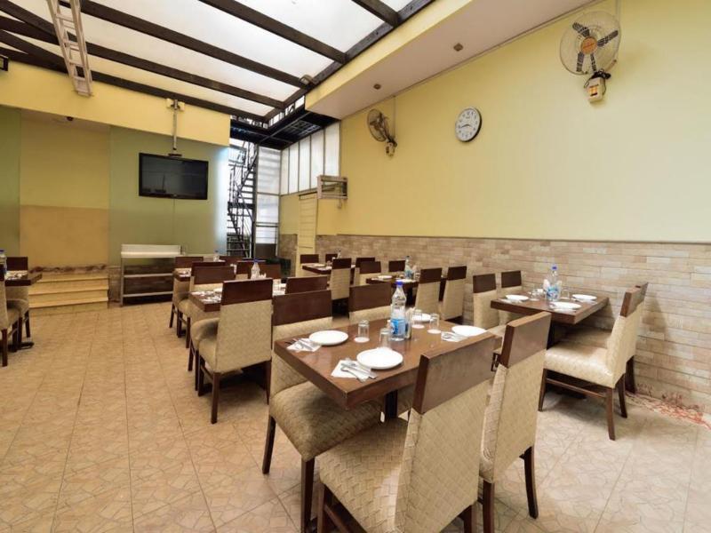 Fabhotel Marble Arch Karol Bagh Delhi  Exterior foto